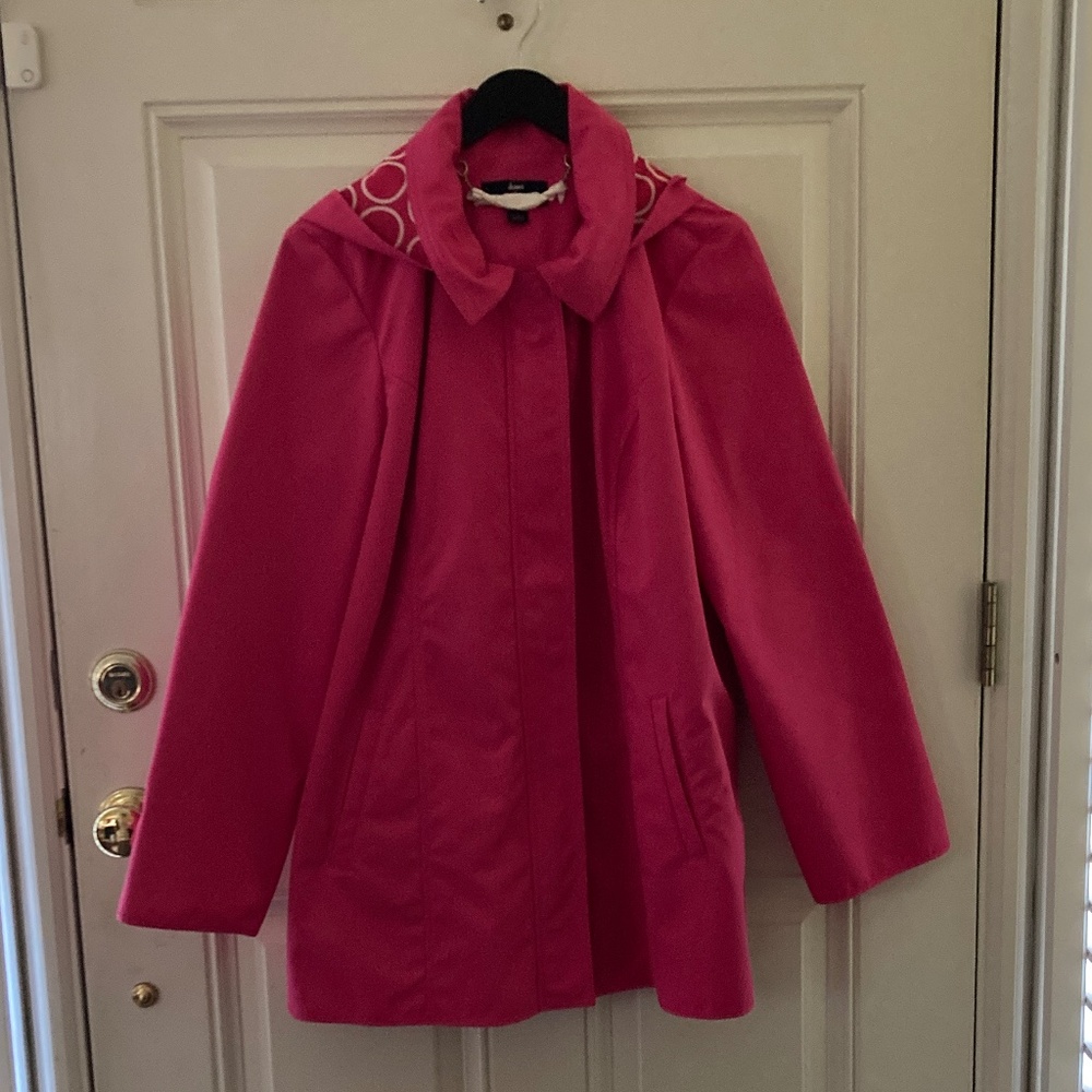 Dennis Basso Water Resistant A-Line Jacket/Circle Lining/Hood/Fuchsia/L/NWT!